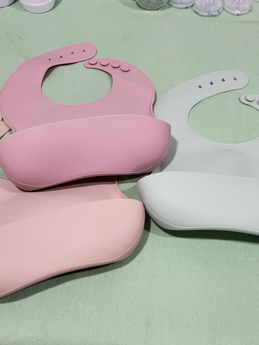 Source Unknown Silicone Baby Bibs - Pink & Light Gray